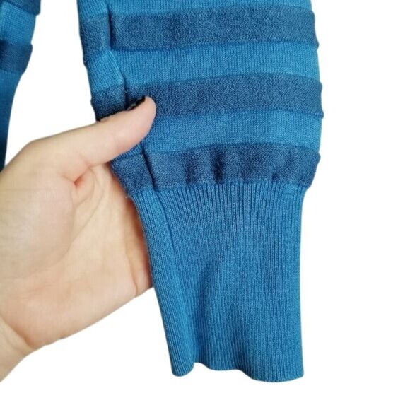 Lane‎ Bryant Womens Blue Striped V-Neck Sweater Size 14/16 Rayon & Nylon Blend - Picture 6 of 9